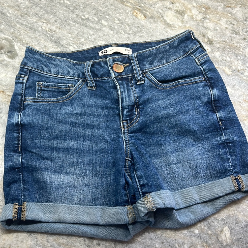 1 Pair Juniors Size 0/ Cuffed jeans shorts